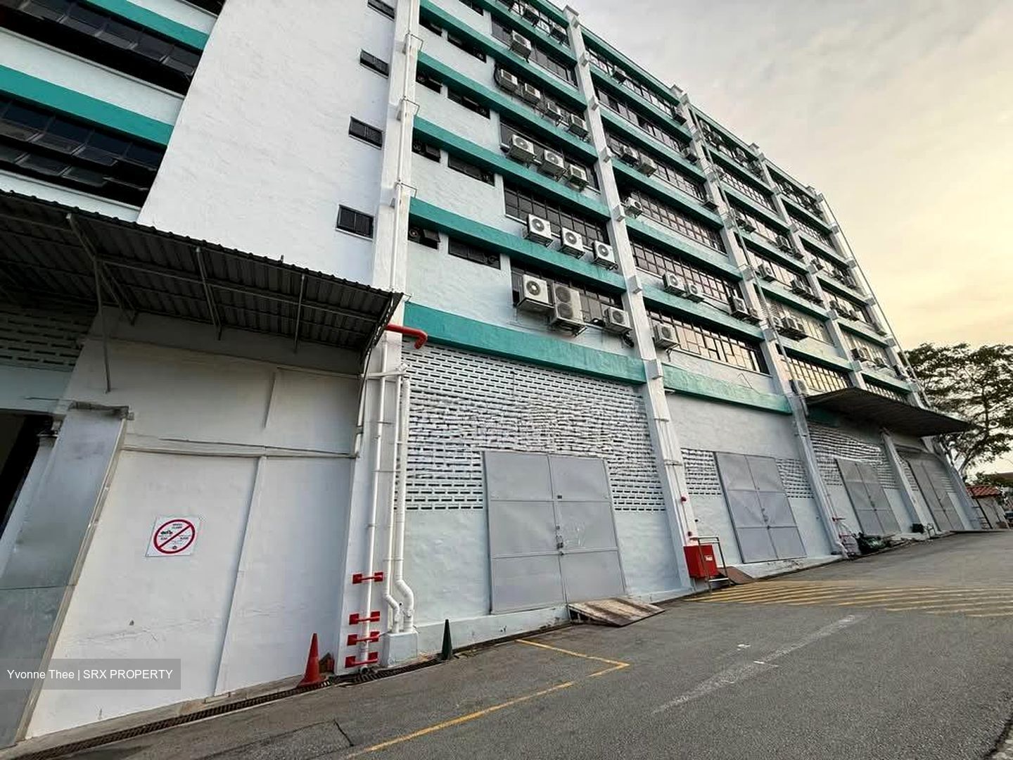 Da Jin Factory Building (D19), Warehouse #554265251